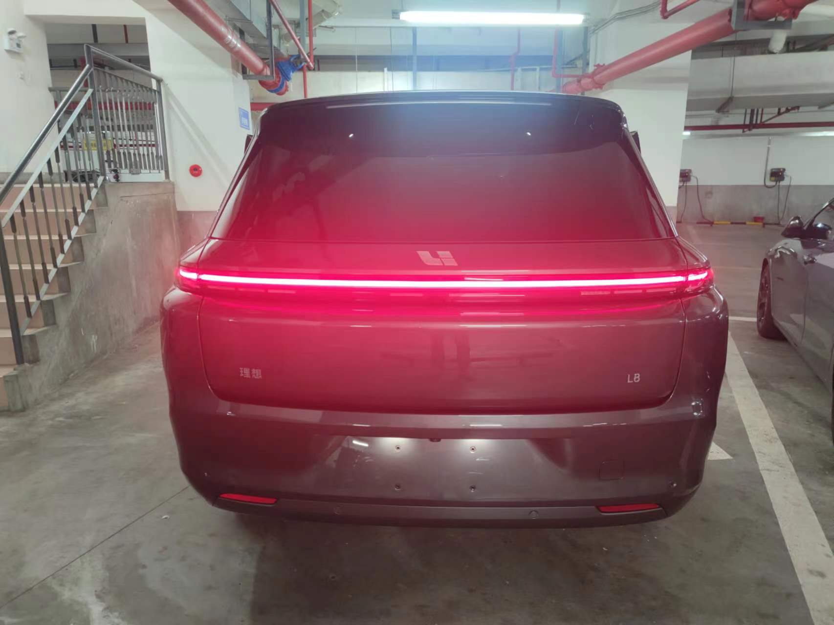 理想L8Pro插电混动竞品展示车辆测试自驾租车