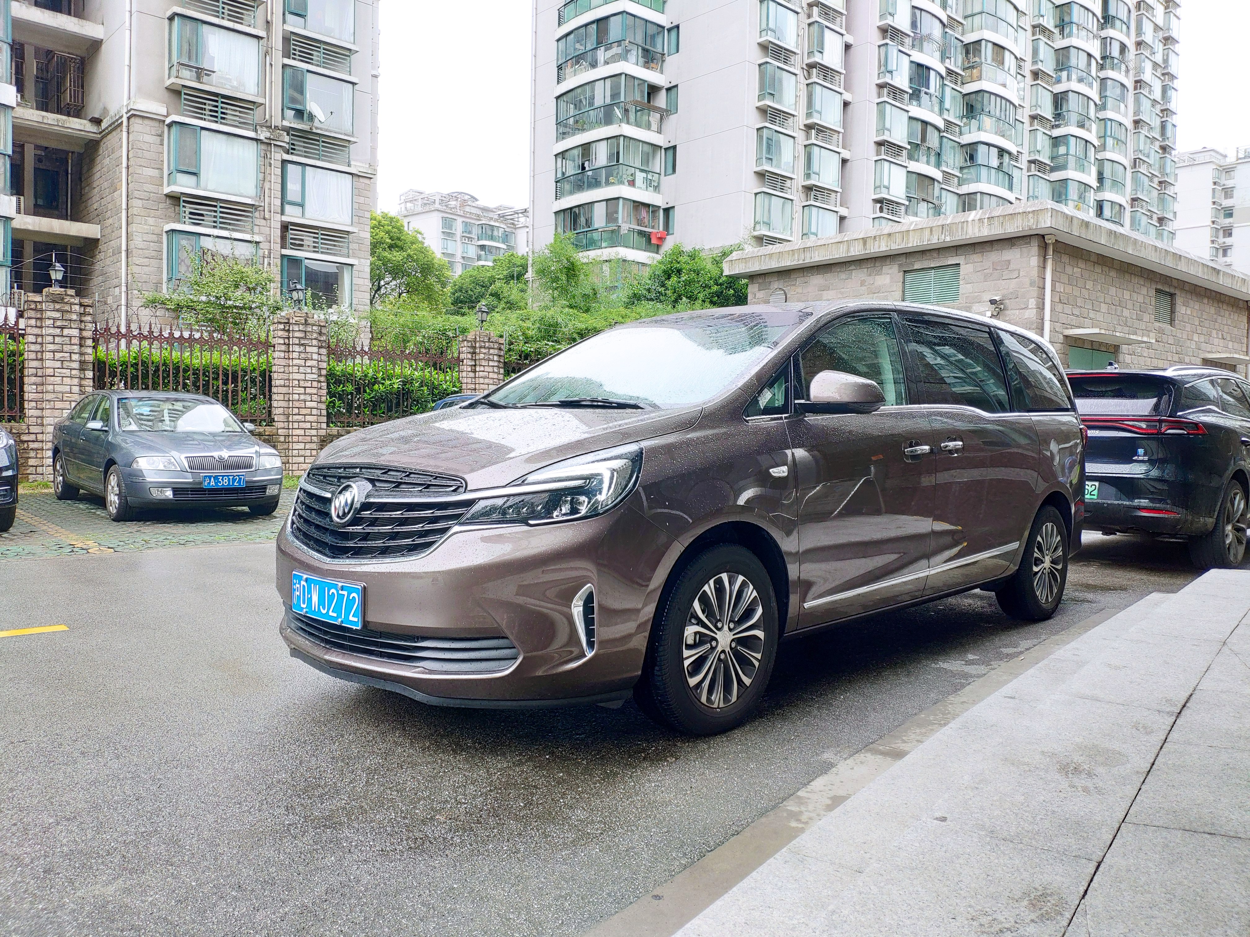 上海租车 上海汽车租赁宝马3系，530出租