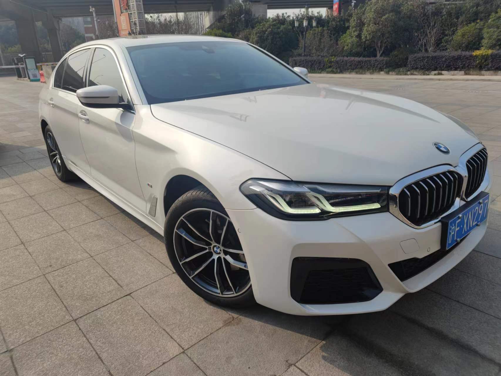 宝马5系汽车出租，上海租车宝马525长租价格便宜