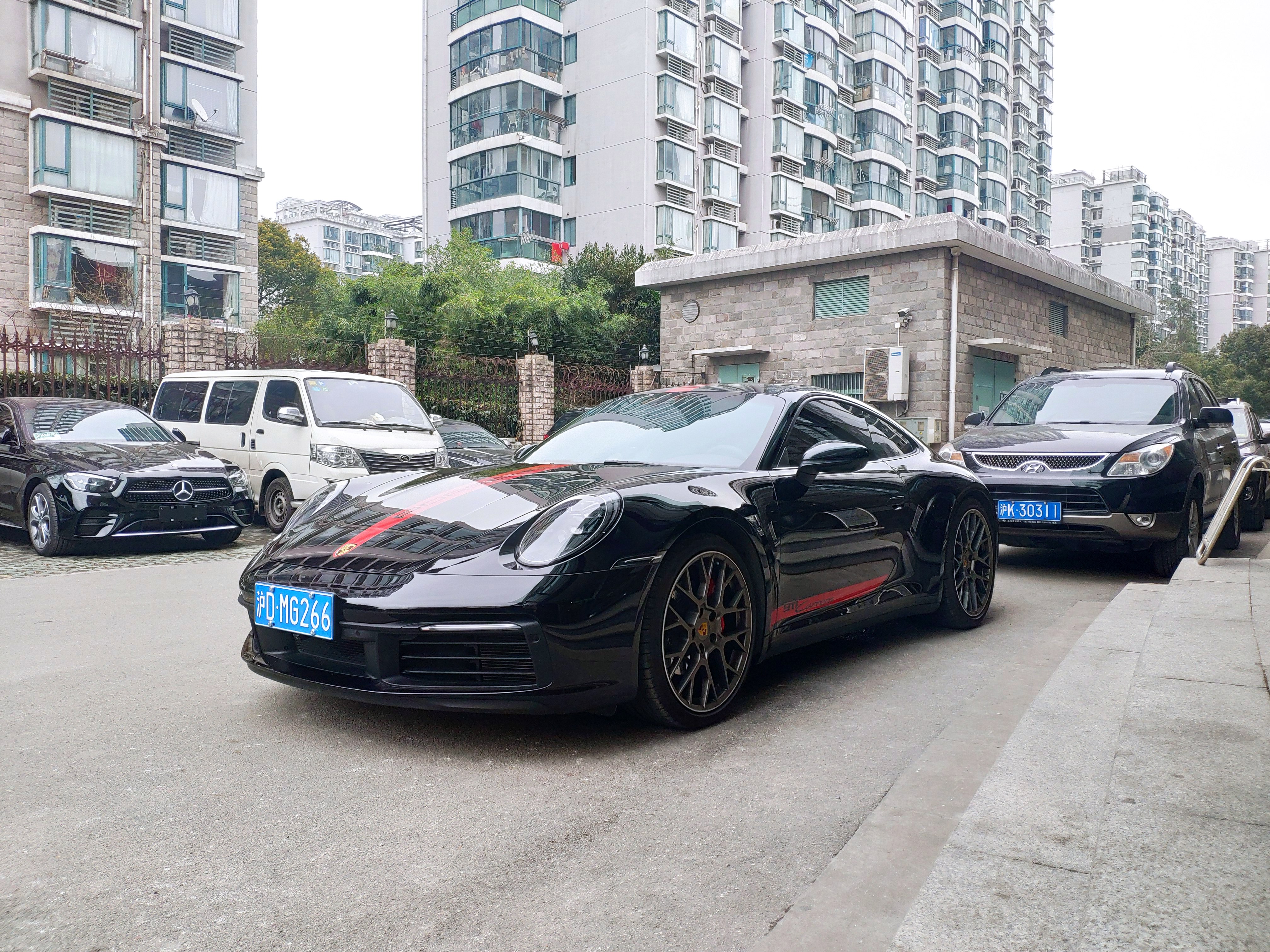 上海租车，豪车跑车出租价优